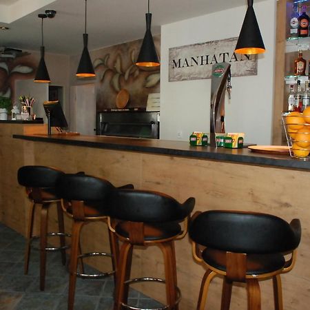 Hotelik Manhatan 라진 포들라스키 외부 사진
